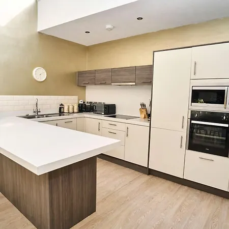 1 The Kings Within The Walls *