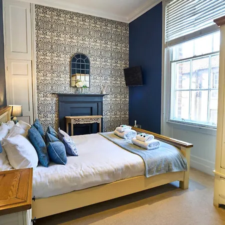 1 The Kings Within The Walls Apartment *