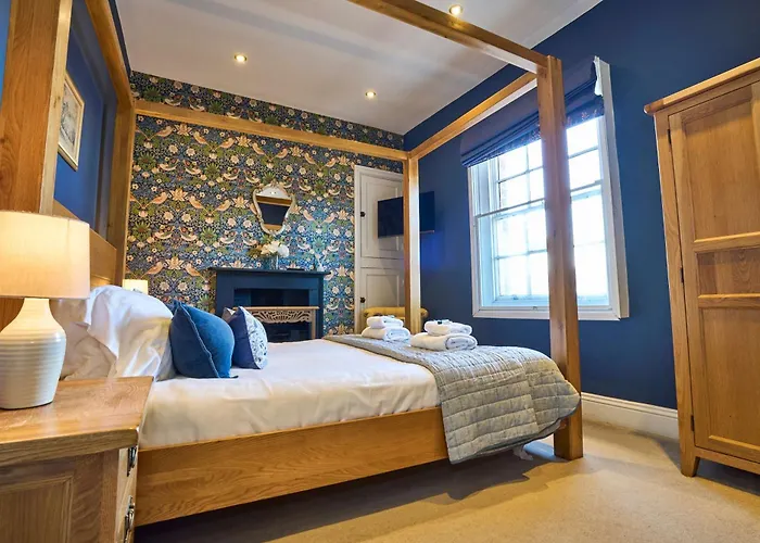 1 The Kings Within The Walls