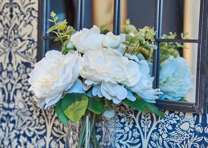 شقة 1 The Kings Within The Walls *