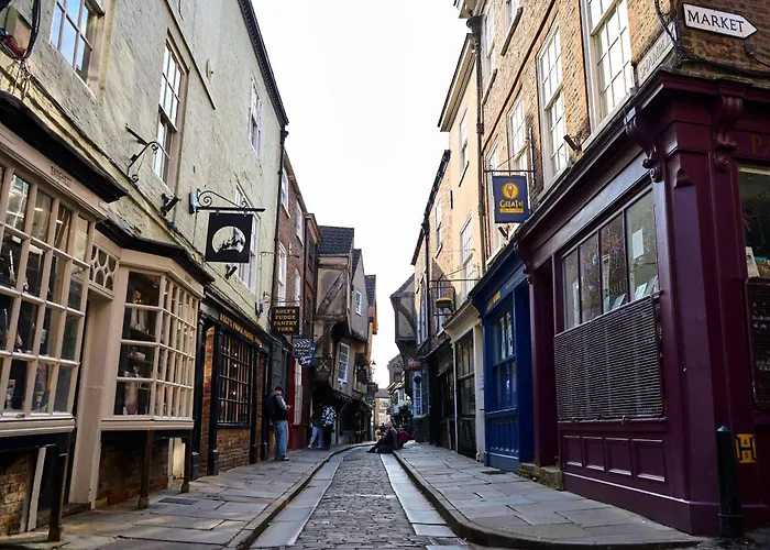 1 The Kings Within The Walls